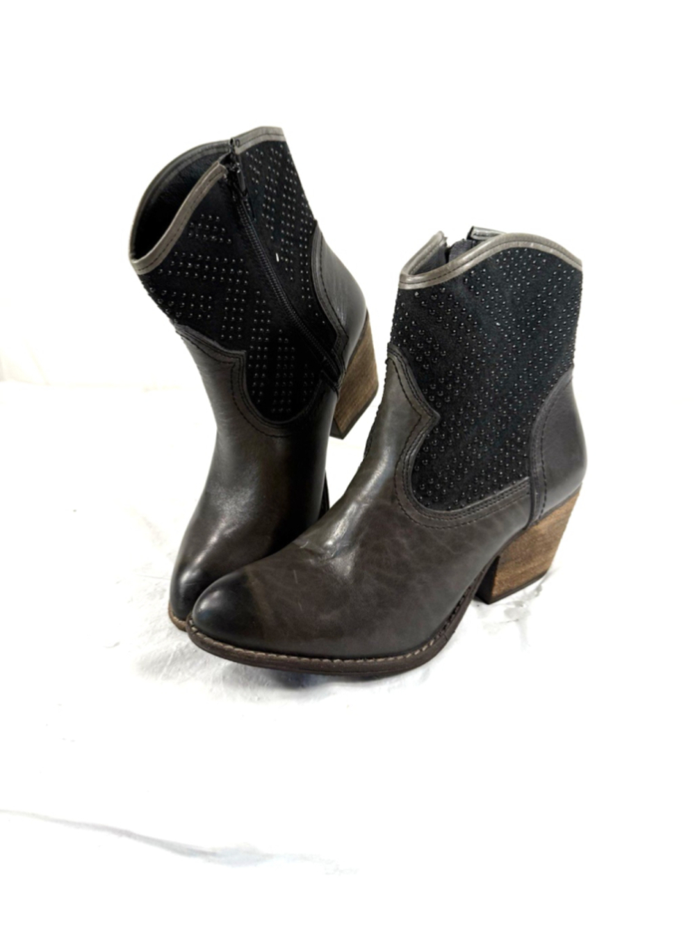 Lyard Ankle Boots/Booties Women's US Size 7 Black/ Grey Cowboy Country